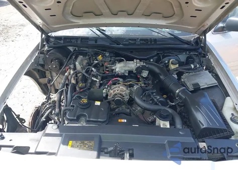 2010 Ford Crown Victoria Police/Police Interceptor from USA, damaged, VIN 2FABP7BV9AX125268